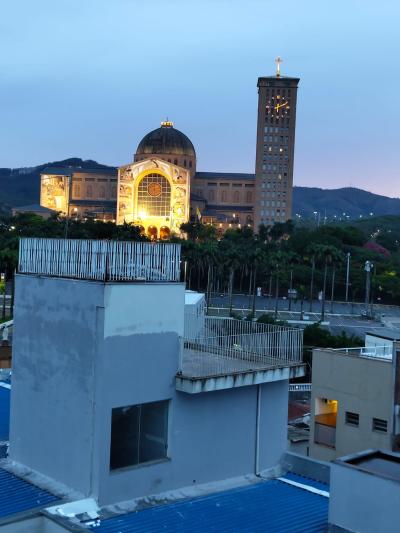 Romaria da Imagem Peregrina de Laranjeiras do Sul retorna de Aparecida com fé renovada e corações cheios de amor