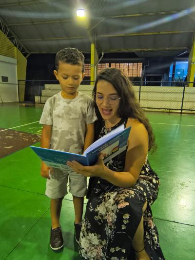 LS: Noite de Autógrafos encanta na Escola Municipal Aluísio Maier