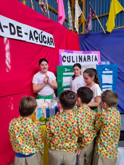 Feira do Conhecimento celebra a cultura brasileira na Escola Vicentina Sant’Ana