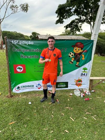 Duas partidas abriram neste domingo, 30/12, o Campeonato de Futebol Sete do Recanto Esportivo 