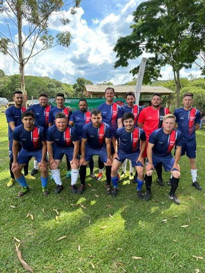 Duas partidas abriram neste domingo, 30/12, o Campeonato de Futebol Sete do Recanto Esportivo 