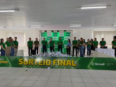 Hermes Honetta, de Nova Laranjeiras, é o ganhador da Ford Ranger zero km da campanha Sorte Premiada Sicredi Grandes Lagos PR/SP