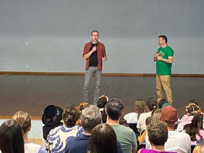 Grupo lituano emociona Virmond com show de danças folclóricas