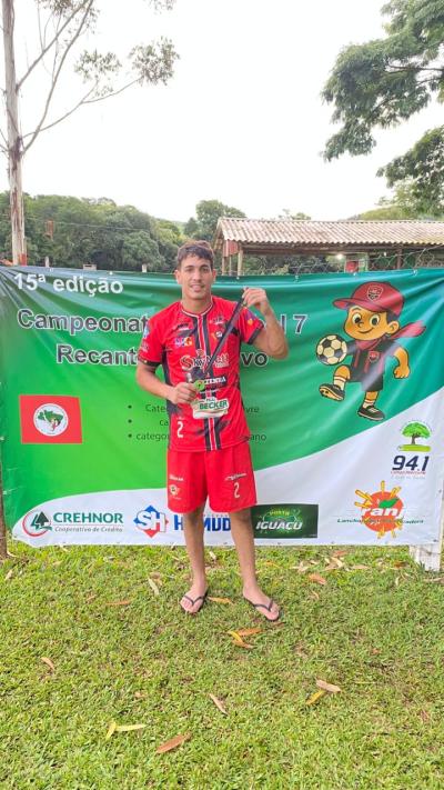 Semana de muitos jogos no Campeonato de Futebol Sete do Recanto Esportivo 