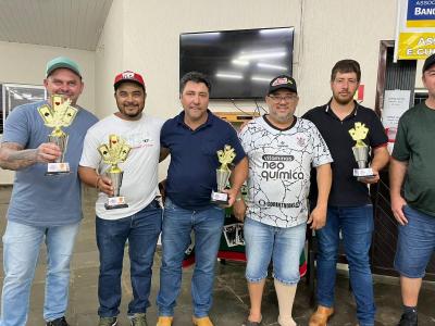 Ademir e Girélli são os Campeões do Festival "Os Reis do Truco" em duplas 2025 