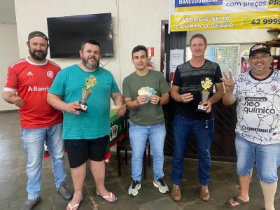 Ademir e Girélli são os Campeões do Festival "Os Reis do Truco" em duplas 2025 