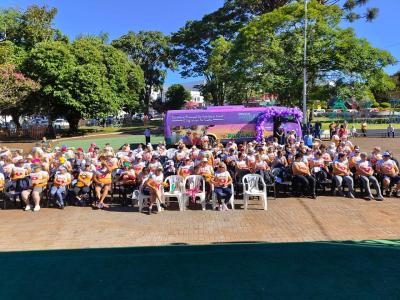 Laranjeiras do Sul recebe três novos ônibus para a saúde e a melhor idade