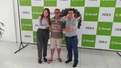 ACILS entrega prêmios do último sorteio e encerra a Promoção Natal Premiado 2025 com sucesso