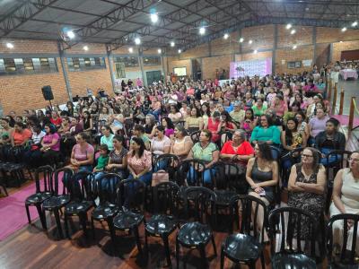 Encontro das Mulheres Novalaranjeirenses reúne mais de 400 participantes no Clube Sorela