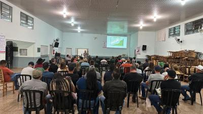 Coprossel realiza pré-assembleia com cooperados de Nova Laranjeiras e segue cronograma na região