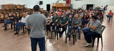 Coprossel realiza pré-assembleia com cooperados de Nova Laranjeiras e segue cronograma na região