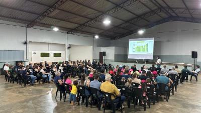 COPROSSEL apresenta resultados aos cooperados, na pré-assembleia realizada em Porto Barreiro