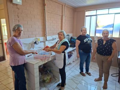 Almoço do Clube de Mães Esperança do Santuário foi sucesso absoluto
