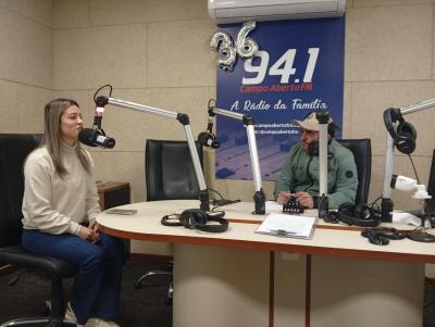 Secretária de Assistência Social Daniele Mendes participa do Alegria Geral para reforçar sobre a Campanha do Agasalho 2026