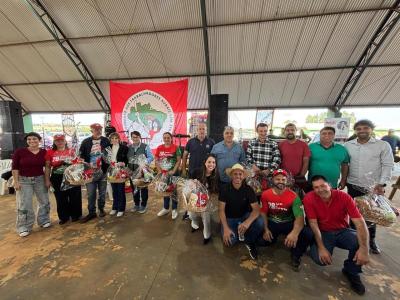 LS: Assentamento 8 de Junho celebra aniversário com almoço gratuito 