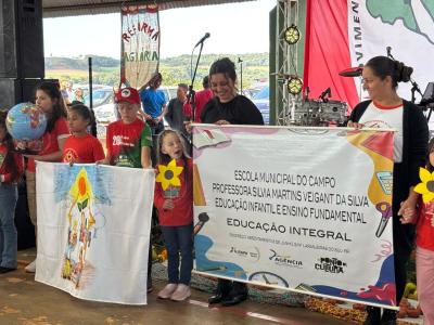 LS: Assentamento 8 de Junho celebra aniversário com almoço gratuito 