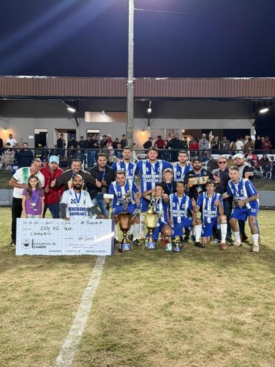 Posto Iguaçu conquista dois títulos no futebol sete 