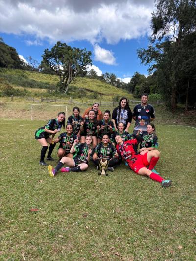 Posto Iguaçu conquista dois títulos no futebol sete 