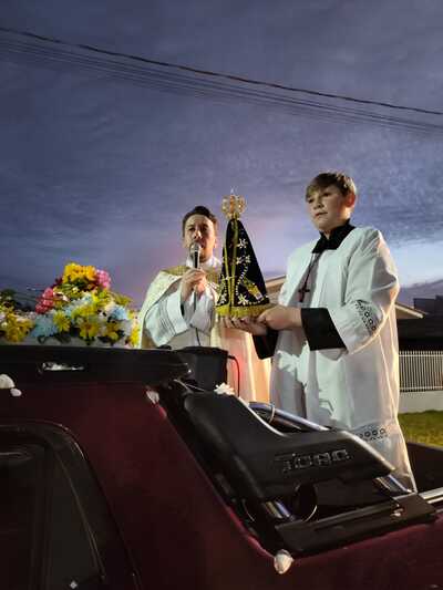 Centenas de devotos participaram da carreata com a Imagem Peregrina de Nossa Senhora Aparecida em Laranjeiras do Sul