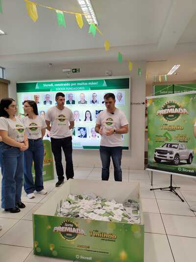 Sicredi realizou o sorteio da promoção Sorte Premiada nas Agências de Laranjeiras do Sul