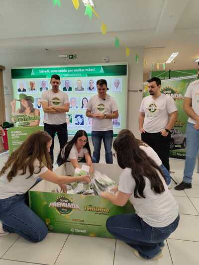 Sicredi realizou o sorteio da promoção Sorte Premiada nas Agências de Laranjeiras do Sul