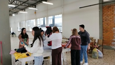 Bazar de roupas e calçados do MMJX acontece no Pavilhão da Matriz