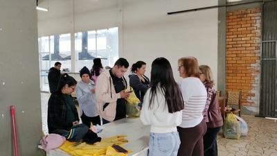 Bazar de roupas e calçados do MMJX acontece no Pavilhão da Matriz