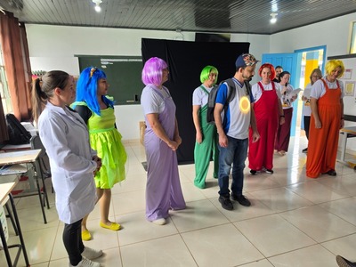 Setembro Amarelo: Secretaria de Saúde leva teatro sobre emoções e prevenção às escolas de Nova Laranjeiras