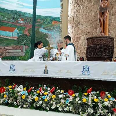 3º dia da Novena de Nossa Senhora Aparecida reúne fiéis em Laranjeiras do Sul Celebração 