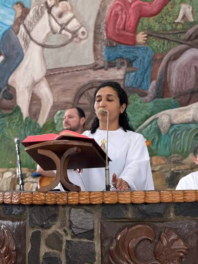 Padre Sebastião Gulart presidiu a celebração das 10h