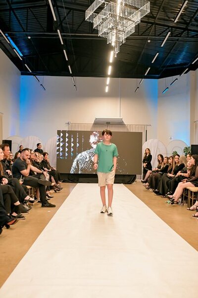 LS: Rapha Jakob celebra 17 anos de história com lançamento de coleção masculina autoral