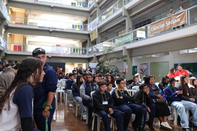 Desafio de Robôs reúne 55 equipes de dez municípios e é sucesso na UFFS em Laranjeiras do Sul