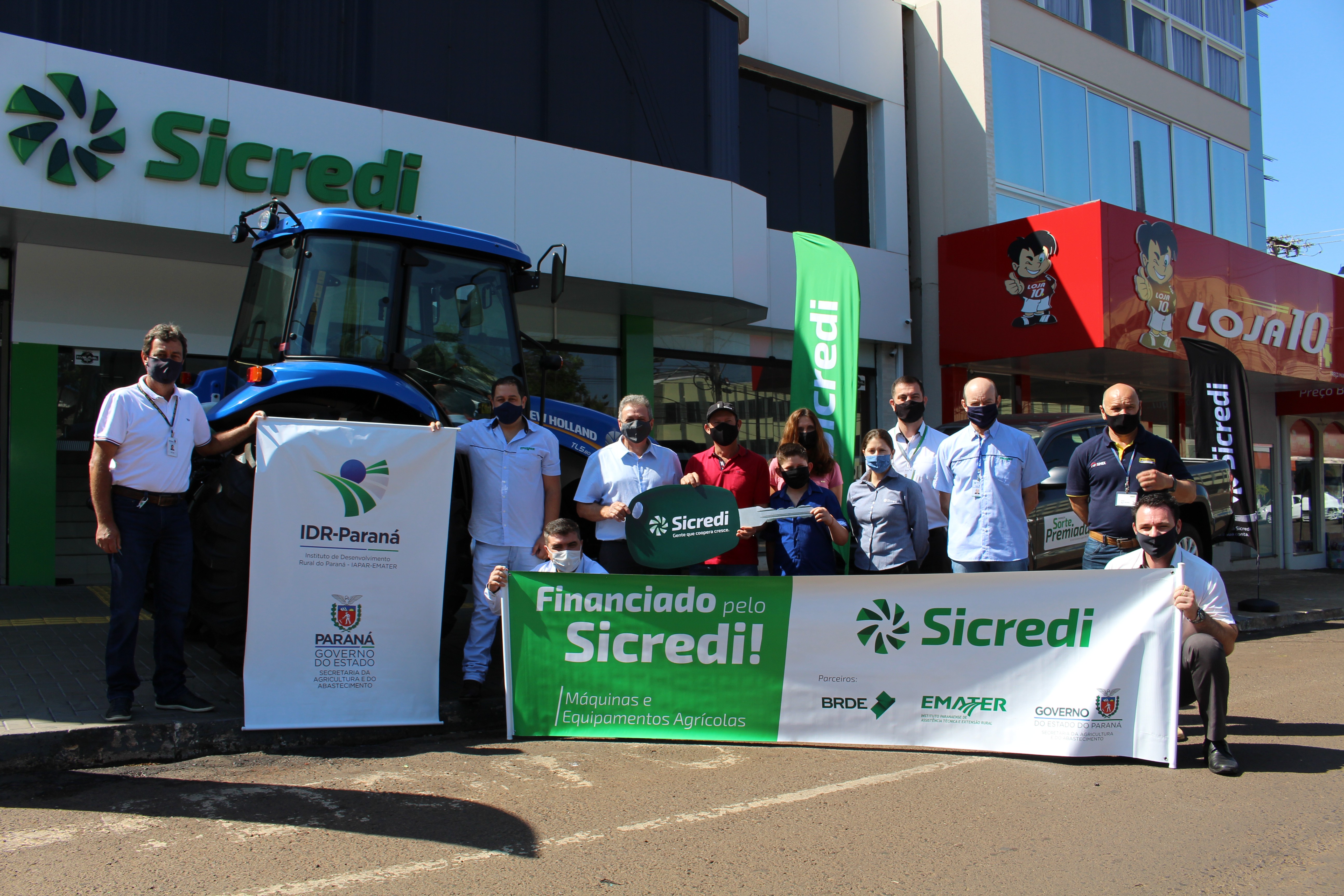  Programa Trator SolidÃ¡rio contempla associado do Sicredi de Laranjeiras do Sul