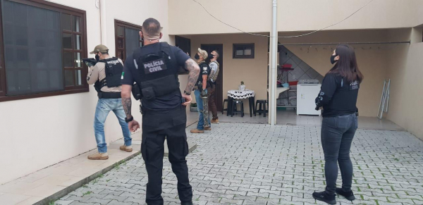 Vereador e candidato Ã  reeleiÃ§Ã£o de cidade do interior Ã© alvo da operaÃ§Ã£o contra venda de cirurgias pelo SUS