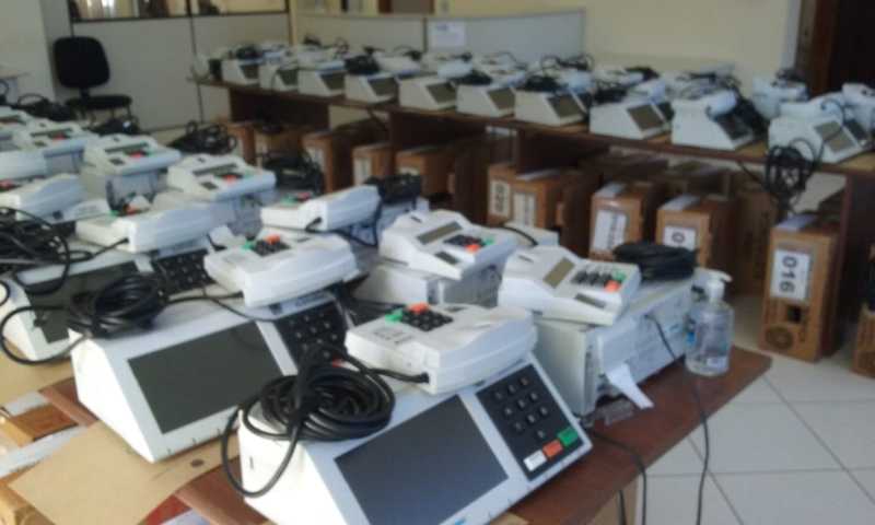 JustiÃ§a Eleitoral inicia a preparaÃ§Ã£o das urnas da Comarca de Laranjeiras do Sul