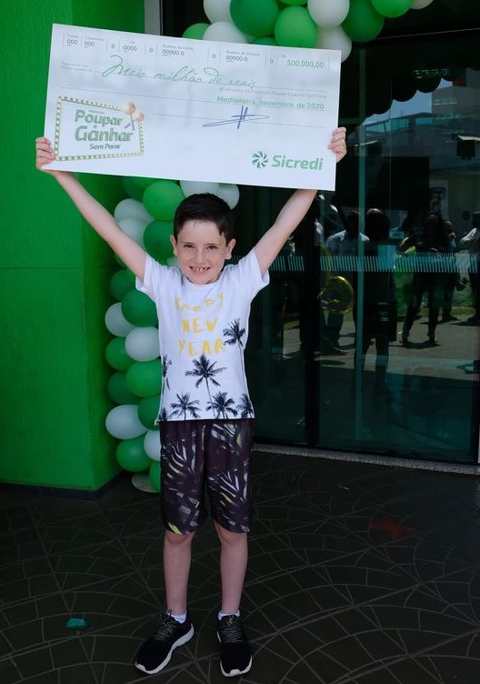 Associado do Sicredi de apenas nove anos de idade ganha meio milhÃ£o de reais 