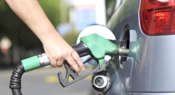 Desde maio, preÃ§o da gasolina na bomba subiu 15,46% no PaÃ­s
