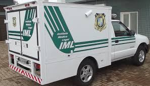 Laranjeiras: Homem Ã© encontrado morto em frente a cÃ¢mara de vereadores