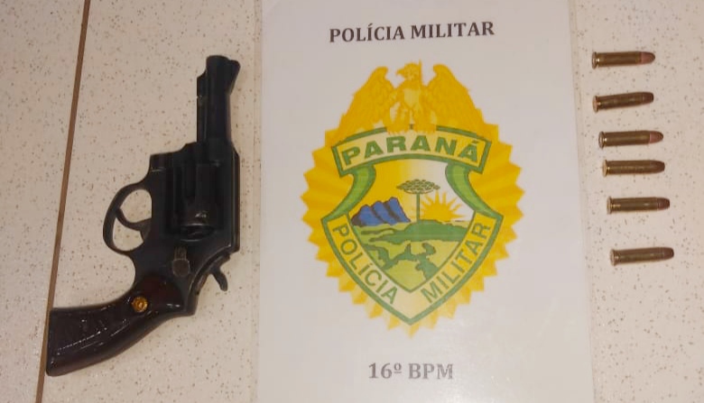 Laranjeiras: Choque prende homem com mandado de prisÃ£o e com revÃ³lver cal. 38
