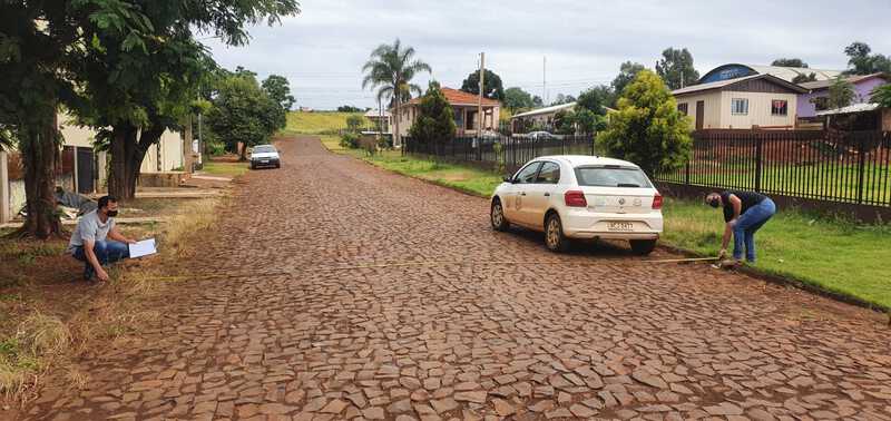 Secretaria de obras e urbanismo de Rio Bonito, começa as medições para inicio de pavimentação asfáltica 