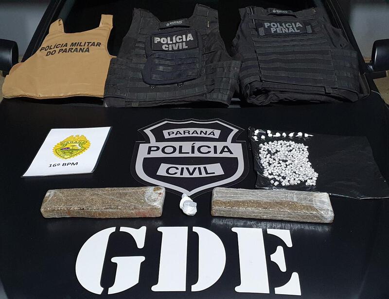 Laranjeiras: Quatro traficantes sÃ£o presos no bairro JoÃ£o Fernandes