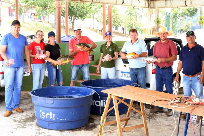 Ã‰ hoje a Feira do Peixe Vivo e da RÃ£ em Virmond 
