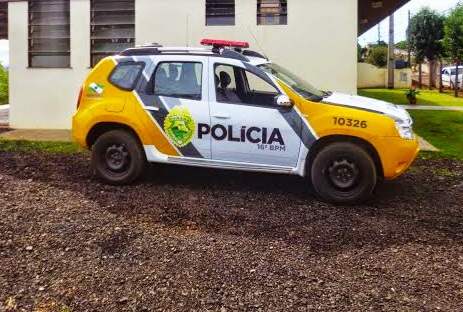 Cantangalo: Viatura da PM Ã© atingida por pedrada durante patrulhamento