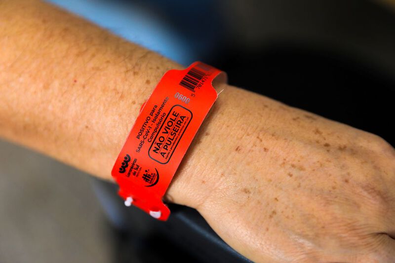 Laranjeirenses com covid, ou suspeita da doenÃ§a, nÃ£o cumprem isolamento e saem Ã s ruas