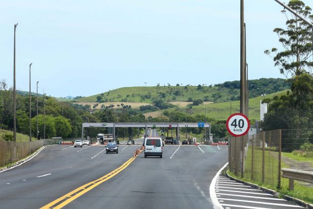 Tarifa do pedágio vai aumentar em 7,6% a partir da zero hora desta quarta-feira, 14