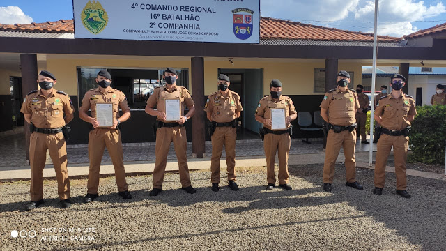 Laranjeiras: Comandante do 16Âº BPM esteve em Laranjeiras para prestar homenagem a policiais