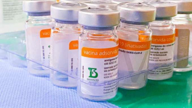 ParanÃ¡ recebe nesta quarta mais 237 mil vacinas da AstraZeneca