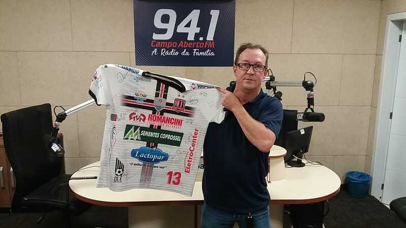 Primeiro Ganhador da promoÃ§Ã£o Eu Visto a Camisa recebe prÃªmio