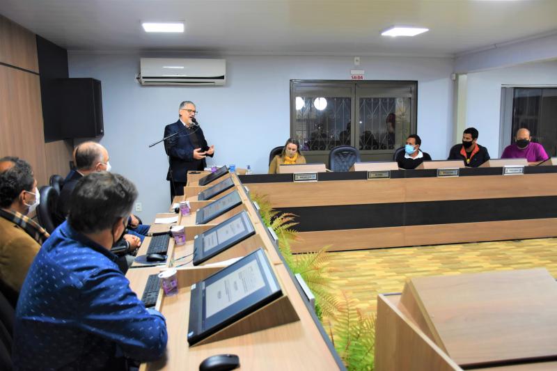 CÃ¢mara de Laranjeiras do Sul recebe SecretÃ¡rio de Obras e Urbanismo, Leoni Meletti â€“ Tilim