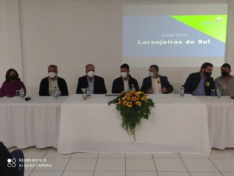 Chefe da Casa Civil Guto Silva esteve reunido com lideranÃ§as polÃ­ticas em Laranjeiras do Sul